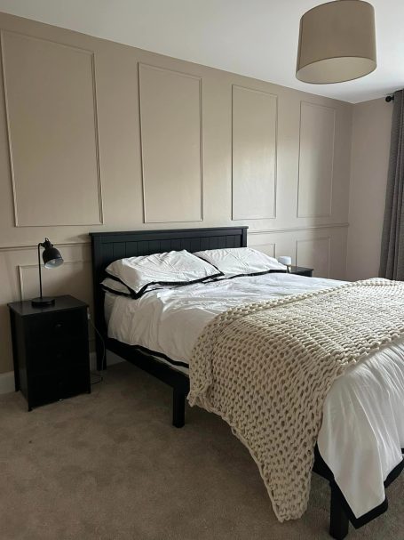 wall panelling cream